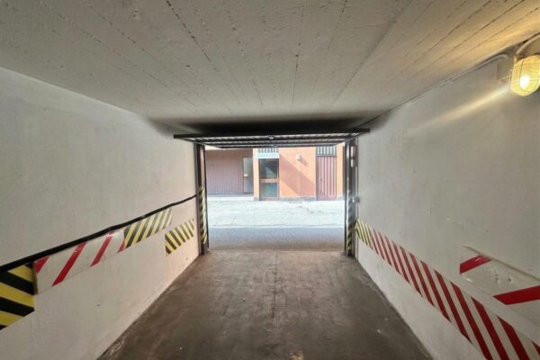 BOX DOPPIO IN LUNGHEZZA MILANO DUE